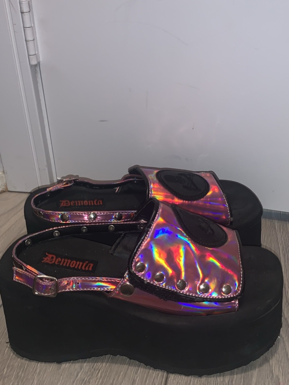 Demonia Kids Iridescent Purple-Pink Skull Patch Sandals - Picture 2 of 2